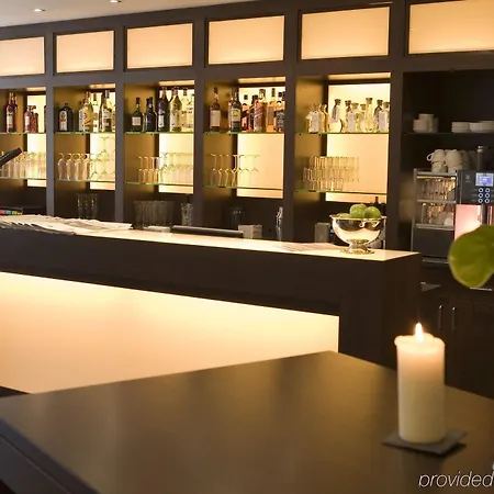 Апарт-отель Liv'in Frankfurt-bleichstrasse 4*